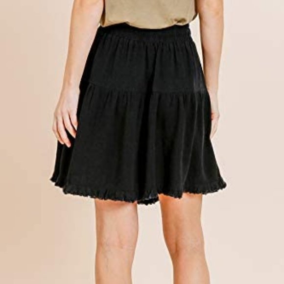Linen Blend Ruffle Mini Skirt in Black - Picture 3 of 4